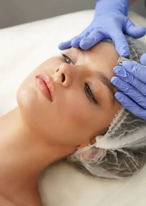 Полінуклеотиди — процедура для підтримки регенерації та покращення якості шкіри обличчя